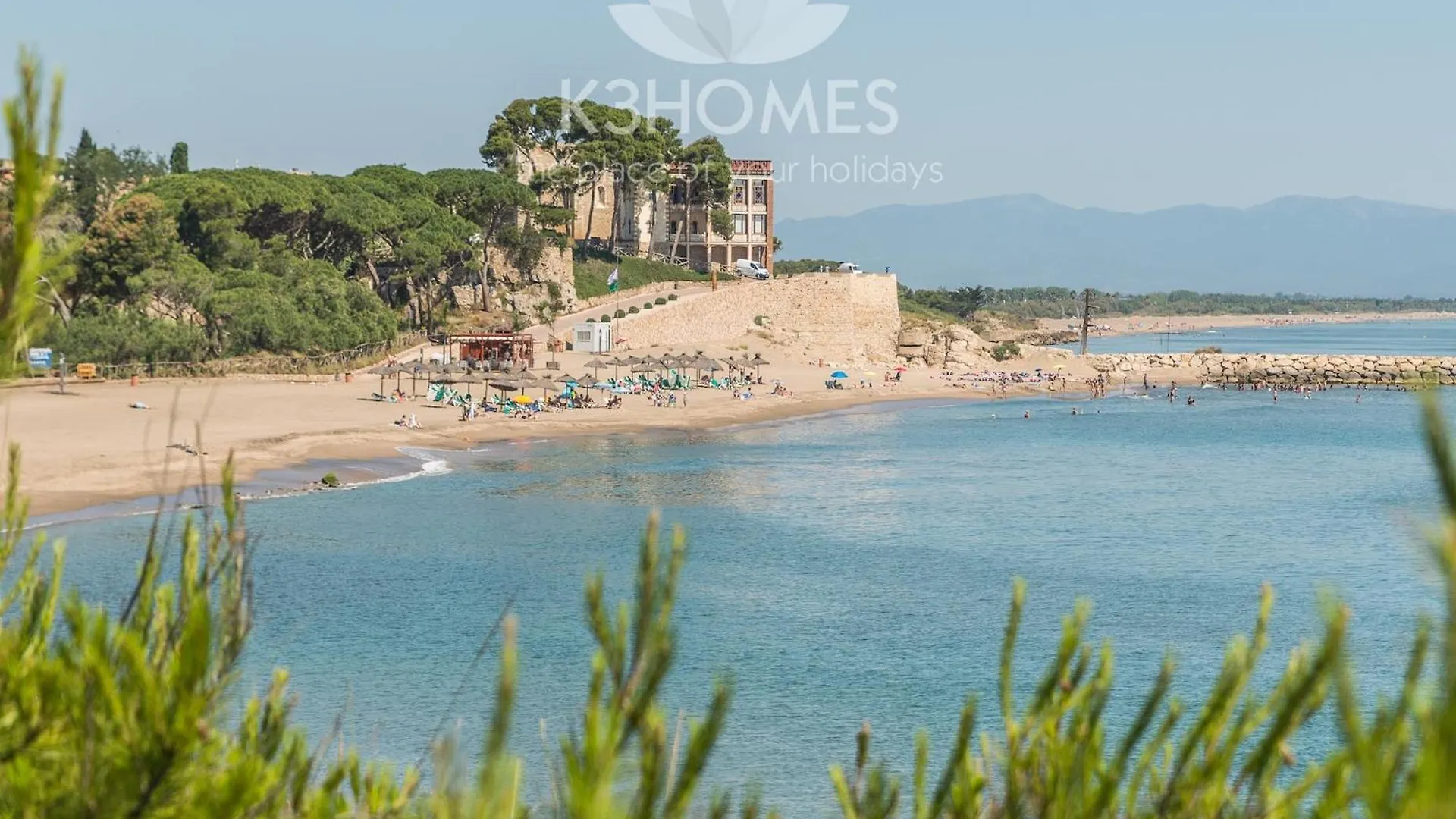 Vila Cosy House With A Large Outdoor Area L' Escala